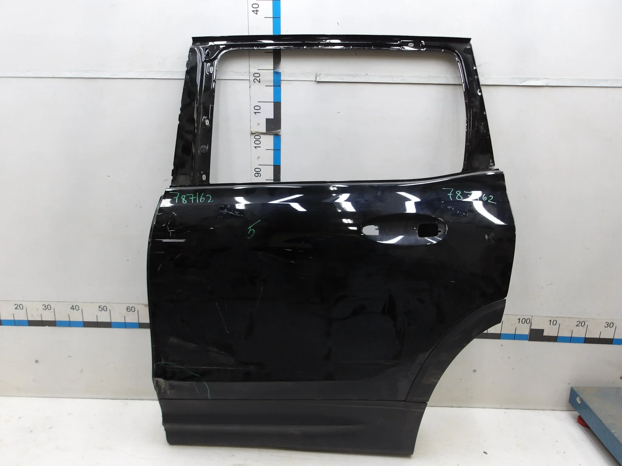 Дверь задняя левая Mercedes-Benz GLB-Class