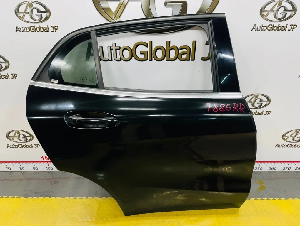 Дверь задняя правая Mercedes-Benz GLA-Class
