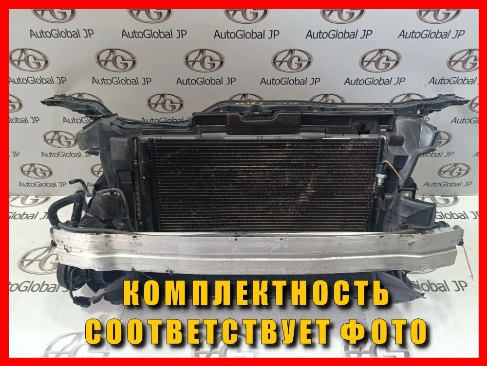 Панель передняя/телевизор (в сборе) Audi Q5/SQ5