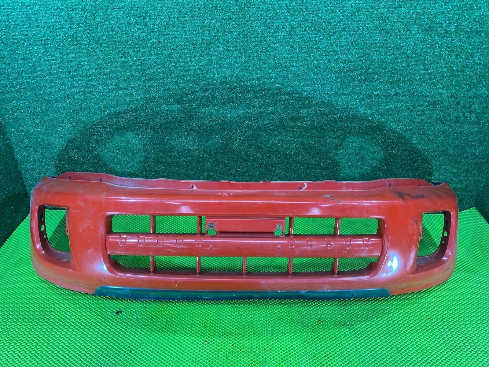Бампер передний Toyota RAV4