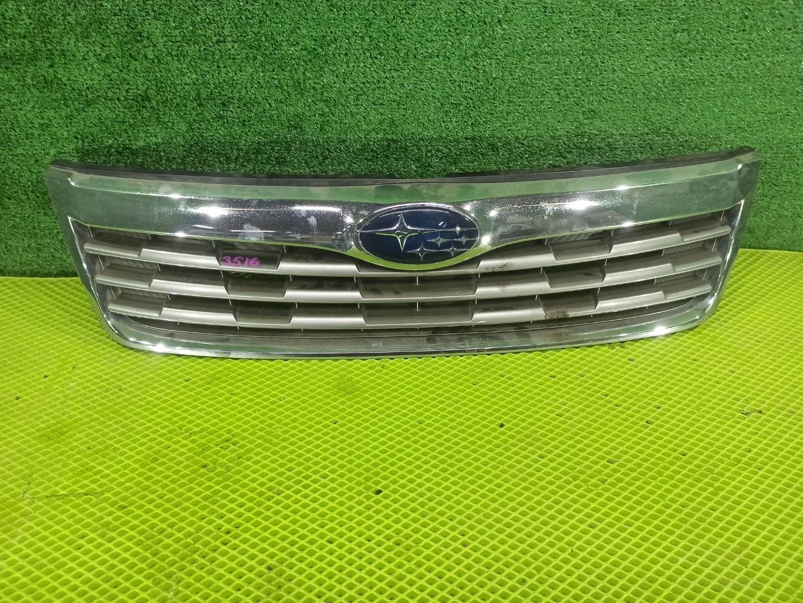Решетка радиатора Subaru Forester
