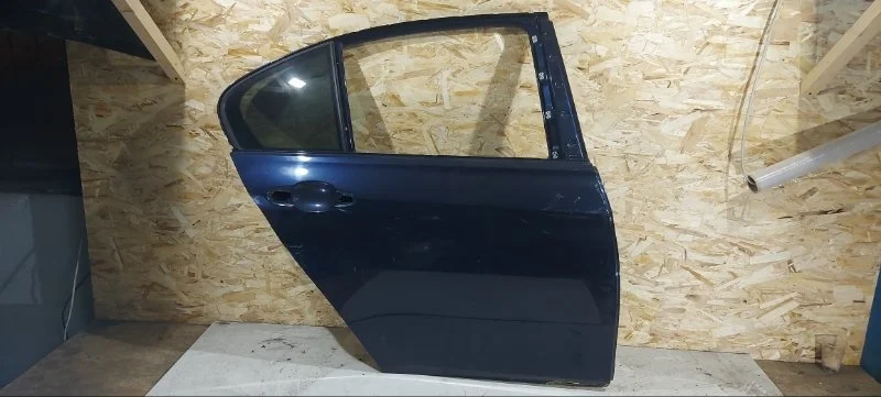 Дверь задняя правая BMW 3-Series/M3