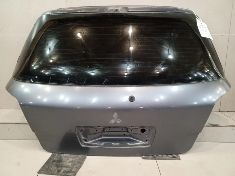 Дверь багажника Mitsubishi Outlander