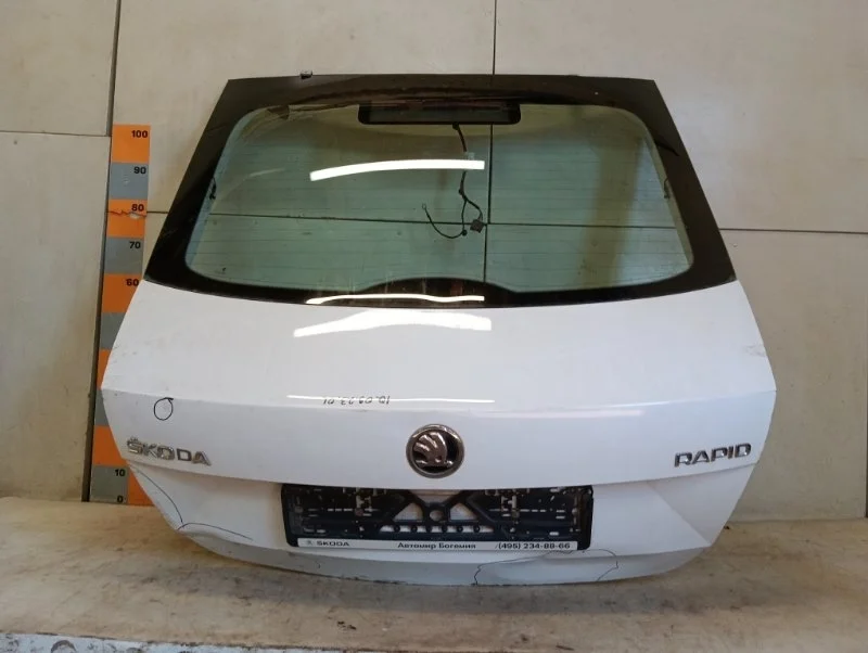 Дверь багажника Skoda Rapid