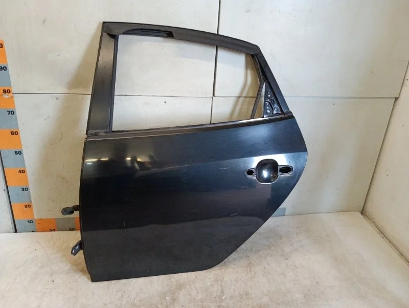 Дверь задняя левая Hyundai Elantra