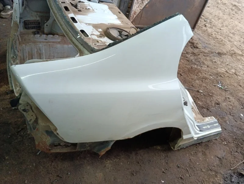 Крыло заднее правое Honda Civic