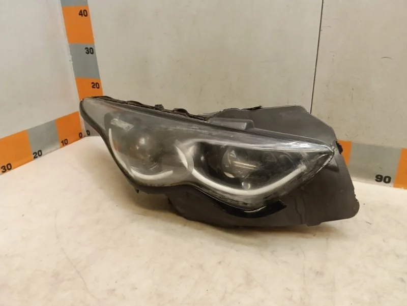 Фара правая Infiniti FX30d/FX35/FX37/FX50/QX70