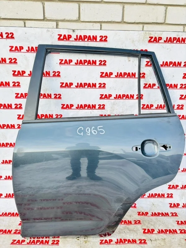 Дверь задняя левая Toyota RAV4