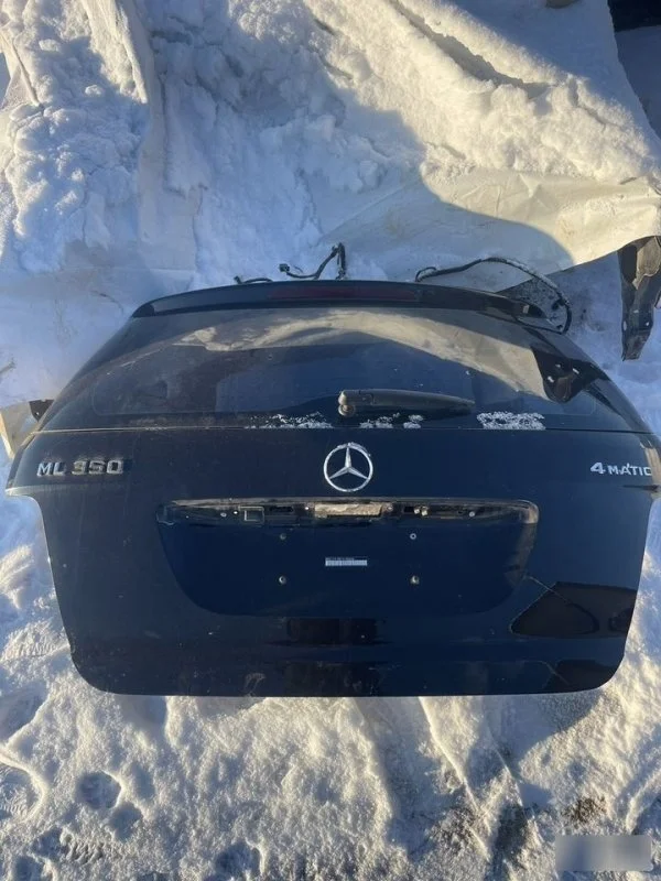 Крышка багажника Mercedes-Benz M-Class