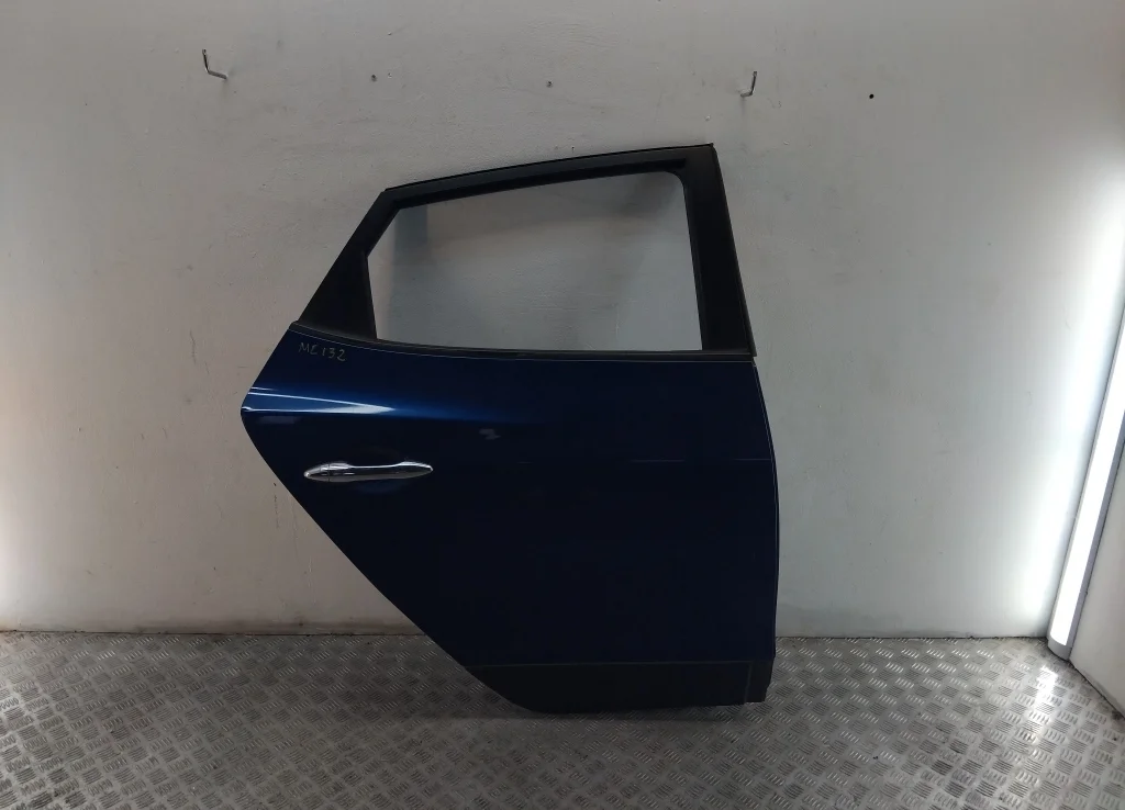 Дверь задняя правая Hyundai ix35