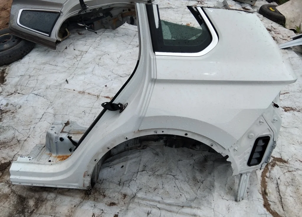 Крыло заднее левое Volkswagen Tiguan