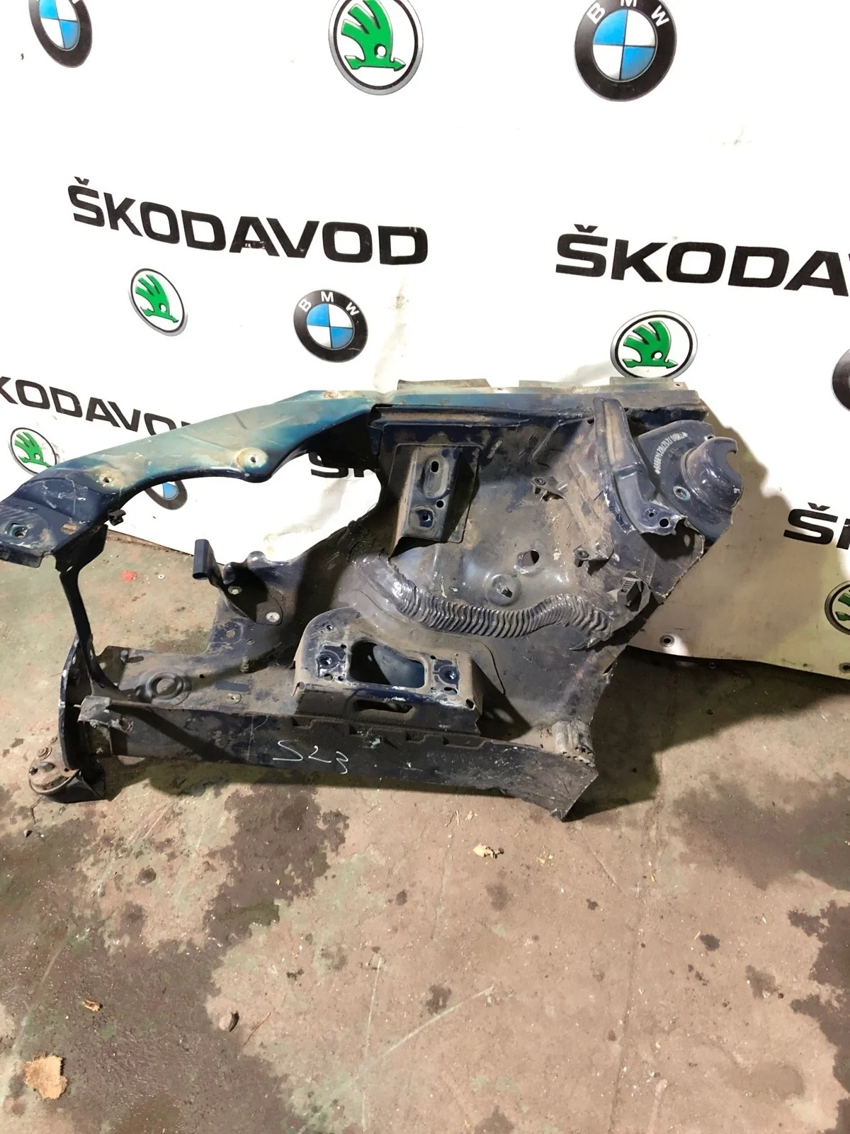 Лонжерон передний правый Skoda Octavia