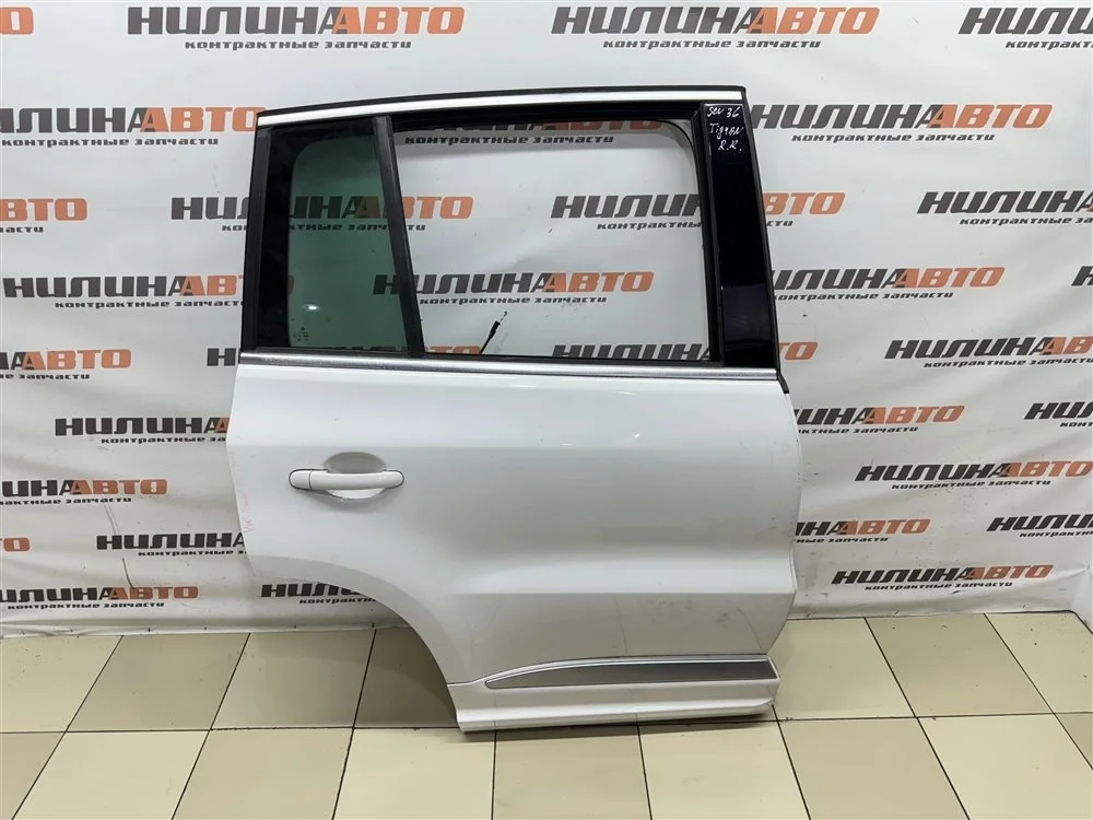 Дверь задняя правая Volkswagen Tiguan