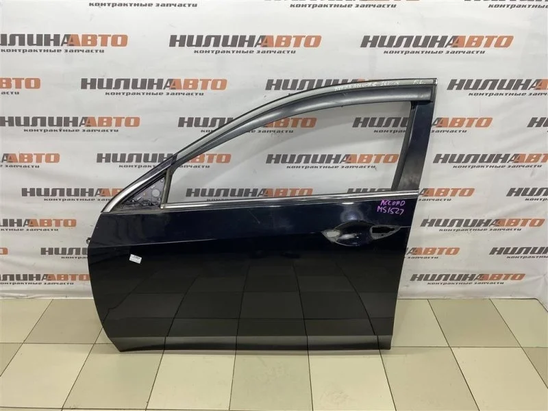 Дверь передняя левая Honda Accord