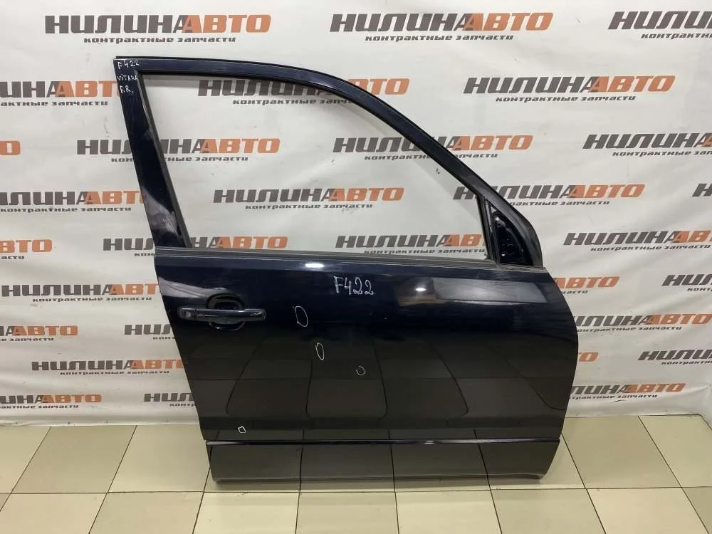 Дверь передняя правая Suzuki Grand Vitara