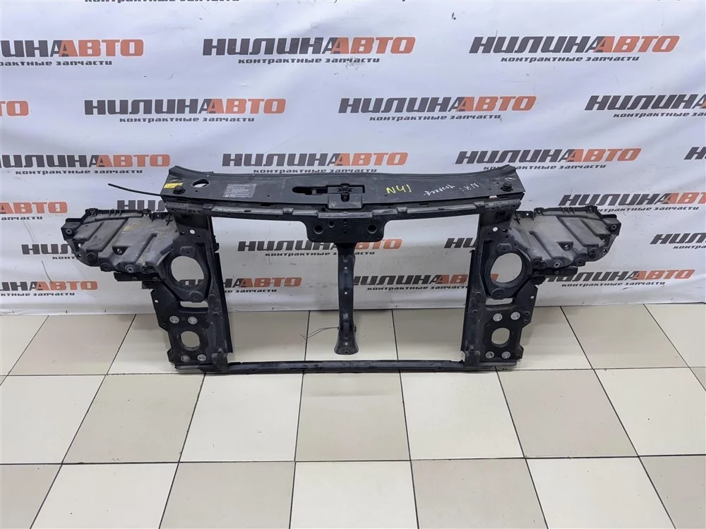 Панель передняя Volkswagen Touareg