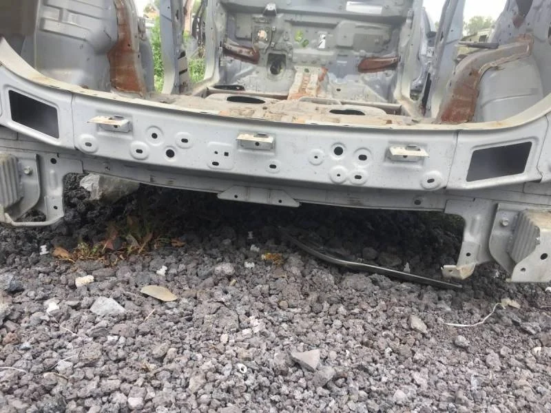 Панель задняя Mitsubishi Outlander