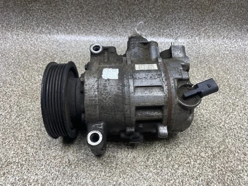 Компрессор кондиционера Skoda Yeti 2010 5N0820803C 1.2 CBZB MT