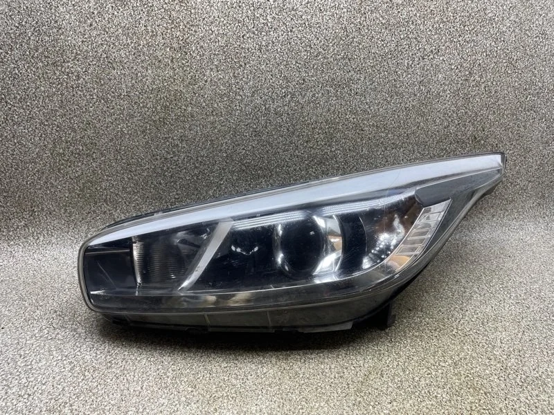 Фара Kia Ceed 2017 92101A2010 1.6 G4FG AT, передняя левая