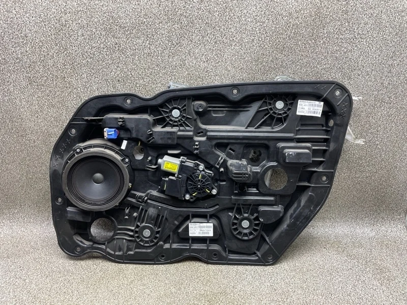 Стеклоподъемник Kia Ceed 2017 82481A2000 1.6 G4FG AT, передний правый