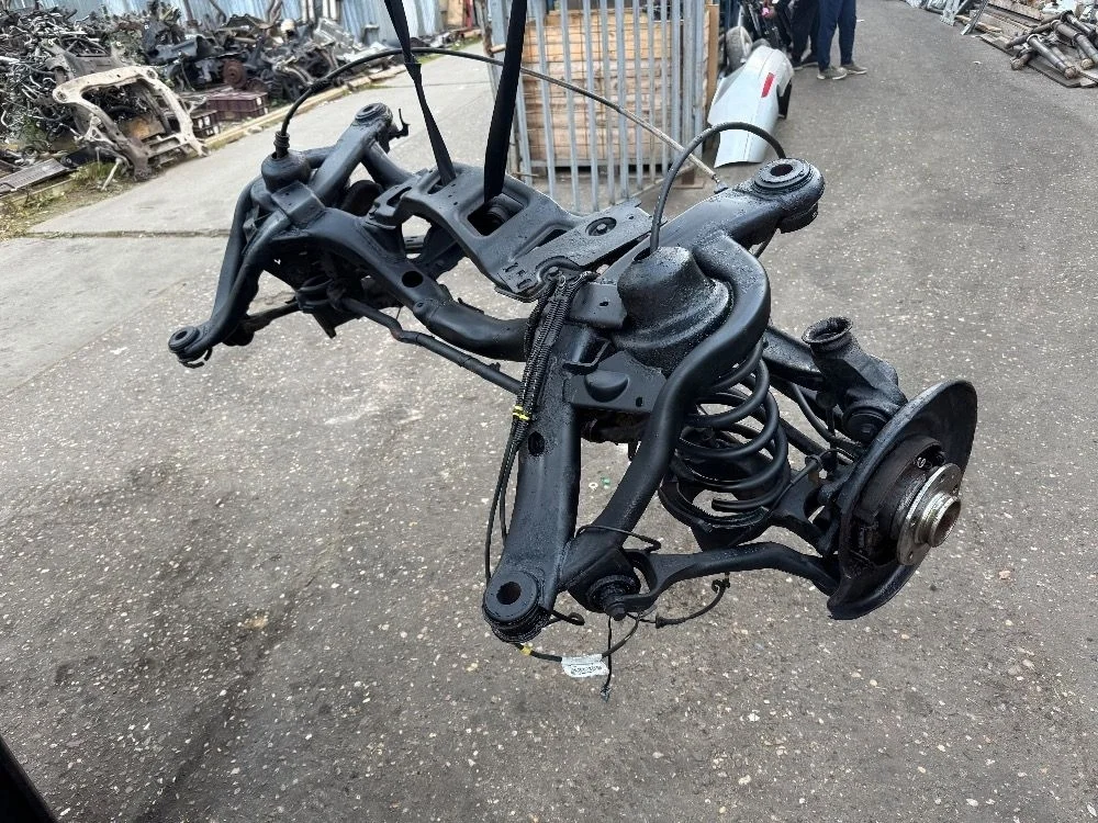 Подрамник задний Volvo XC90 в сборе 2003-2014 XC90 I (2002—2006) B5254T2 2004