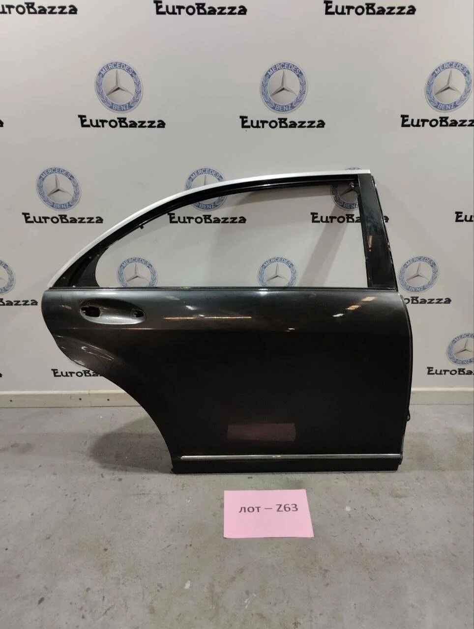 Дверь задняя правая Mercedes W221