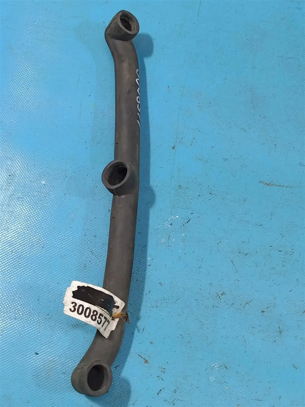 Патрубок вентиляции картерных газов Mercedes W211