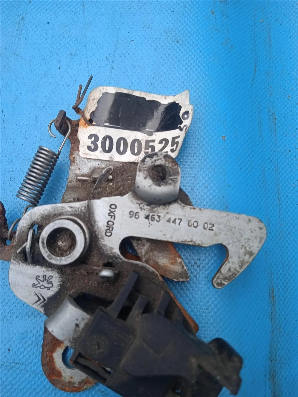 Замок капота Citroen C5 (2005-2008)