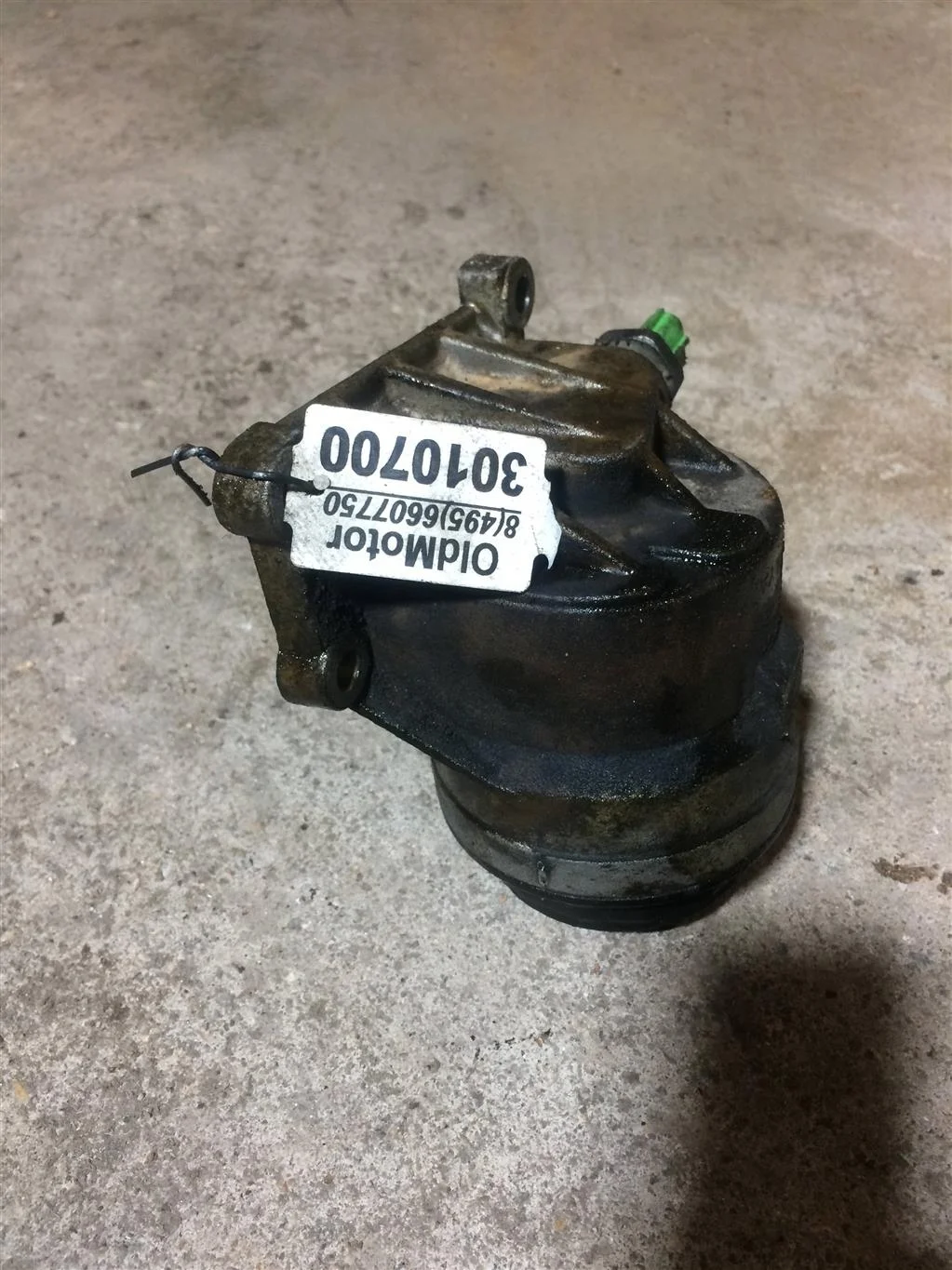 Корпус масляного фильтра Mazda 6 (GG) (2002-2007)