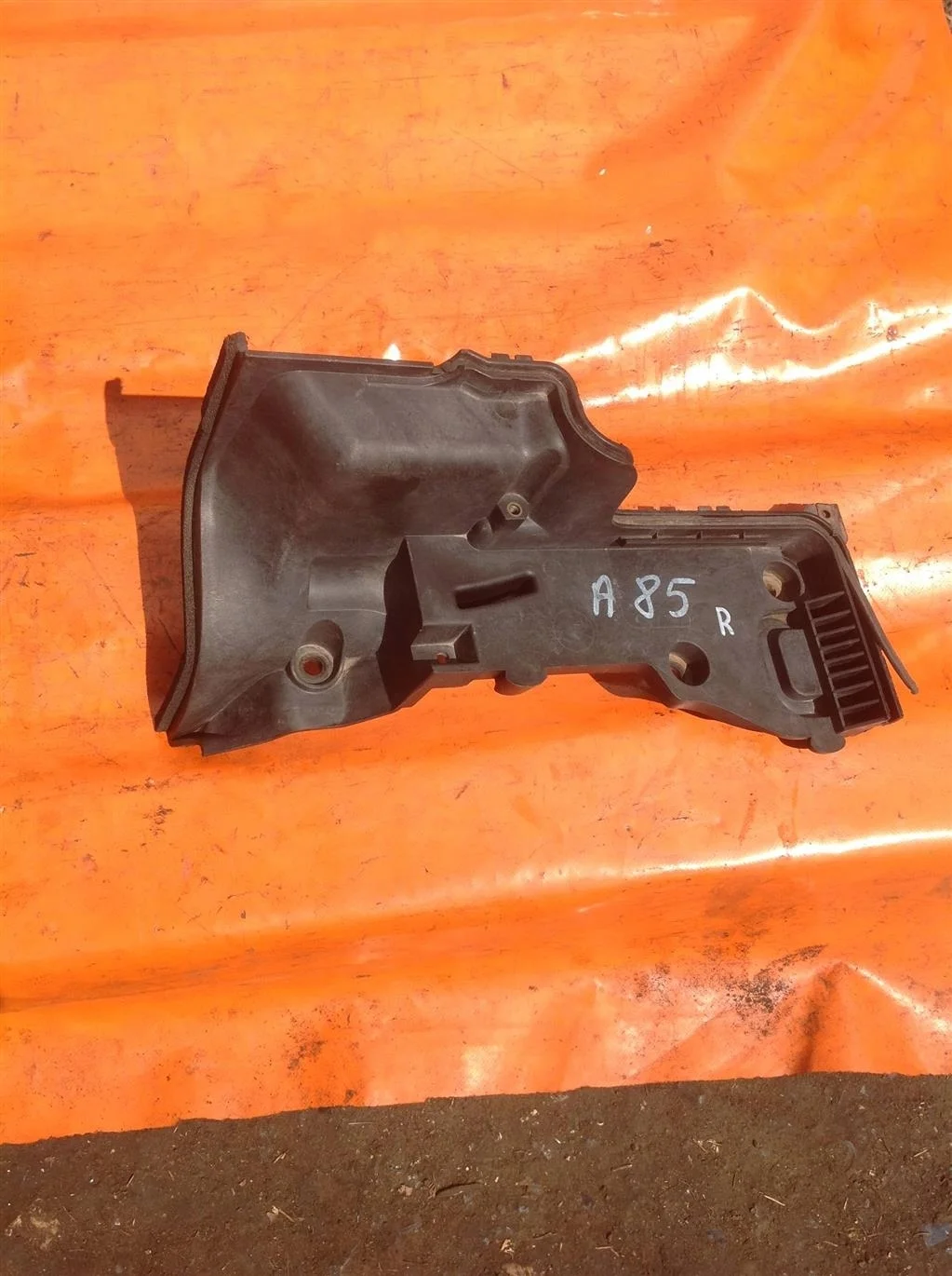 АКБ корпус крепления Land Rover Discovery 3 (2004