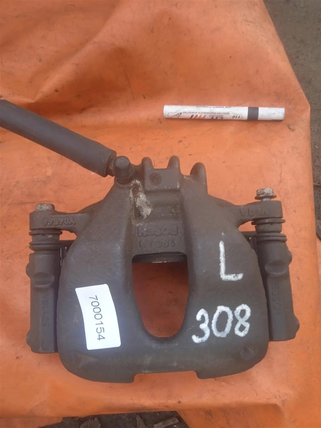 Суппорт тормозной передний правый Peugeot 308 (20