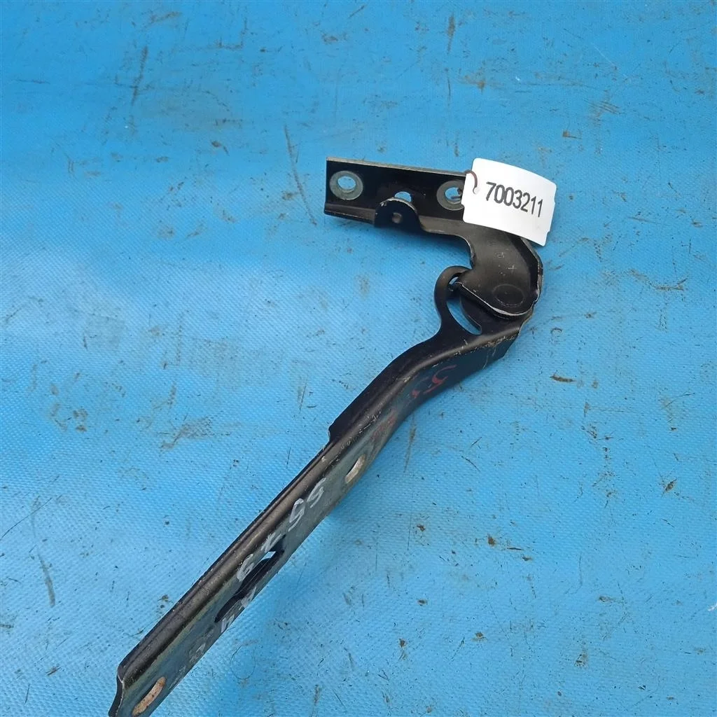 Петля капота правая Audi A4 B7 (2005-2007)