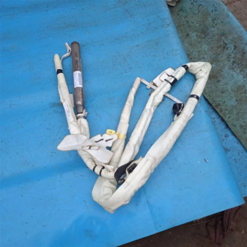 Airbag Подушка безопасности боковая  правая VW Ti