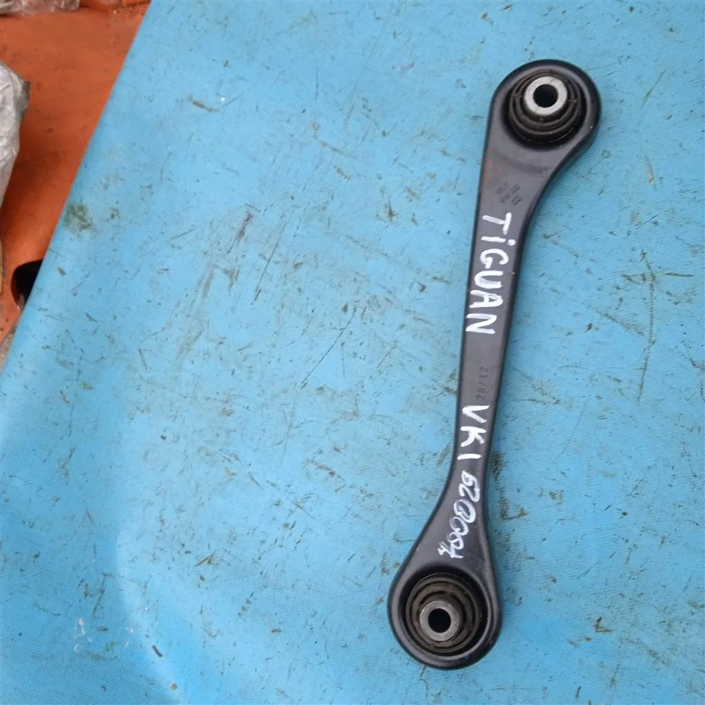 Тяга задняя поперечная VW Tiguan (2011-2016)