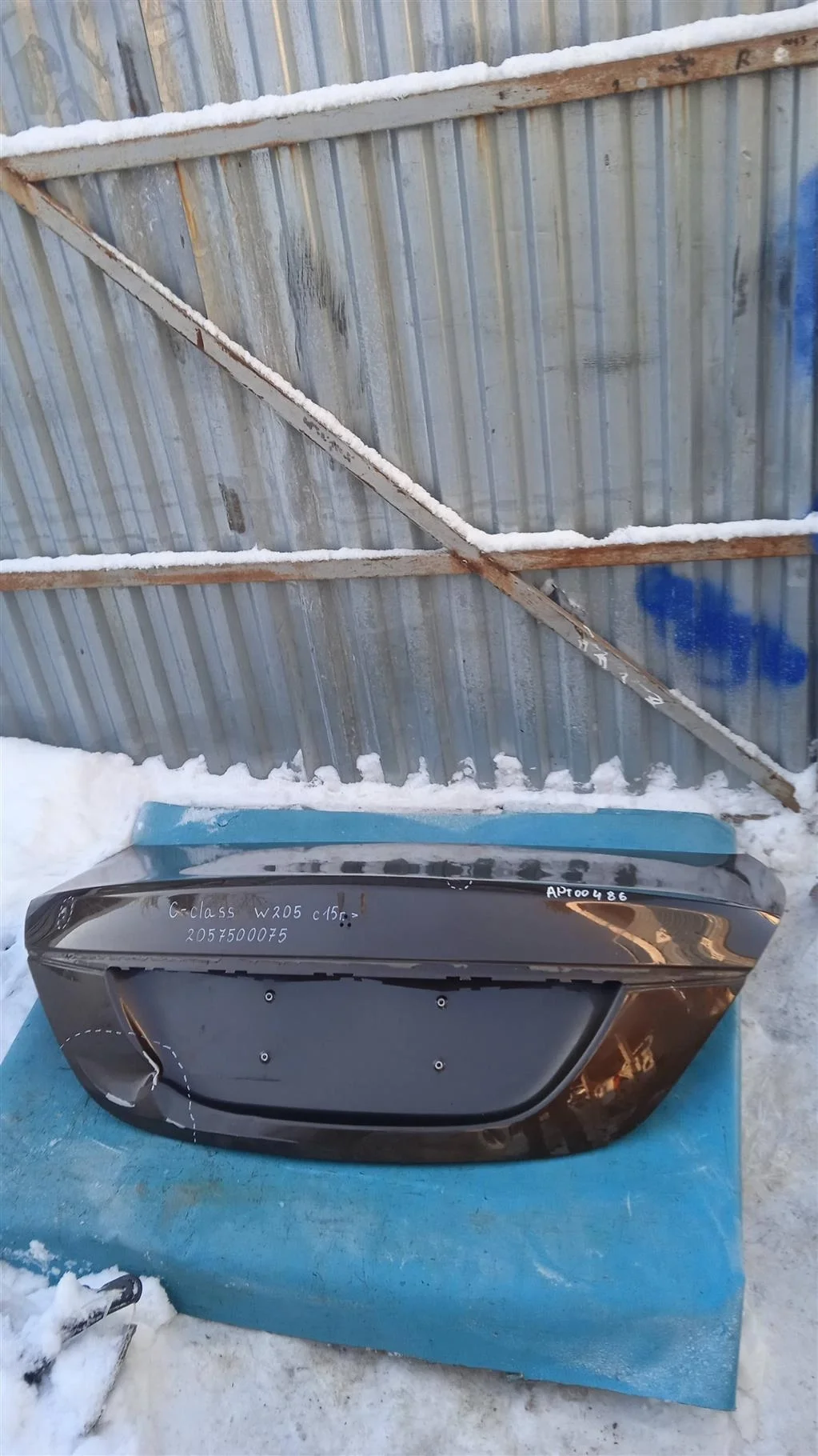 Крышка багажника Mercedes W205 C Class