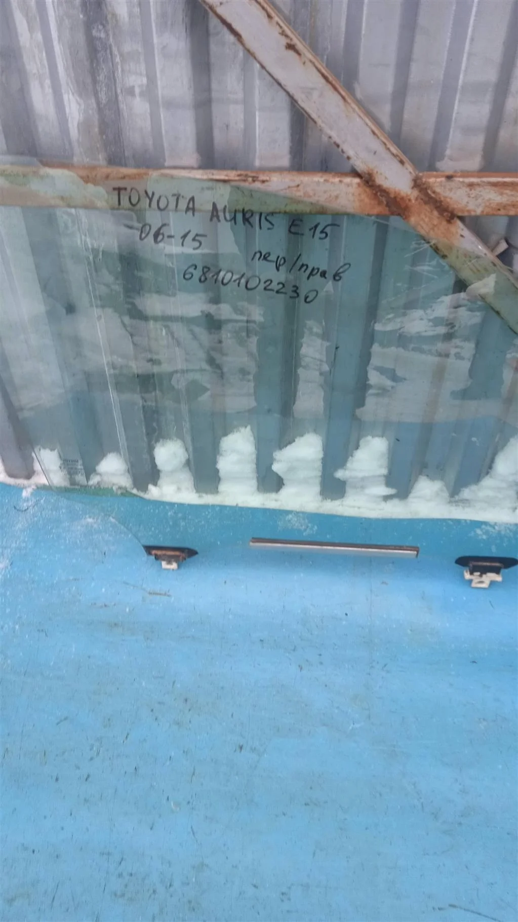 Стекло двери передней правой Toyota Yaris 2005-20