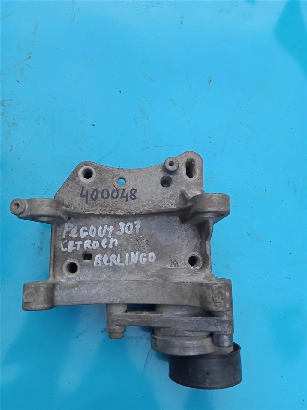 Кронштейн Peugeot 307 (2000-2012)