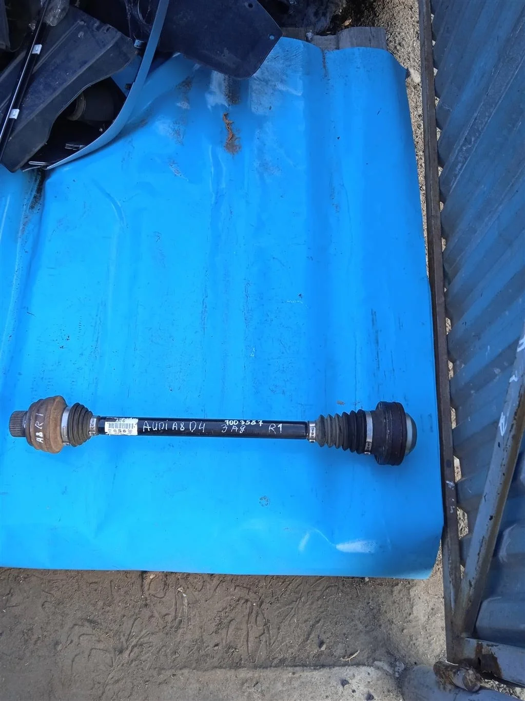 Привод задний левый Audi A8 D4 4H