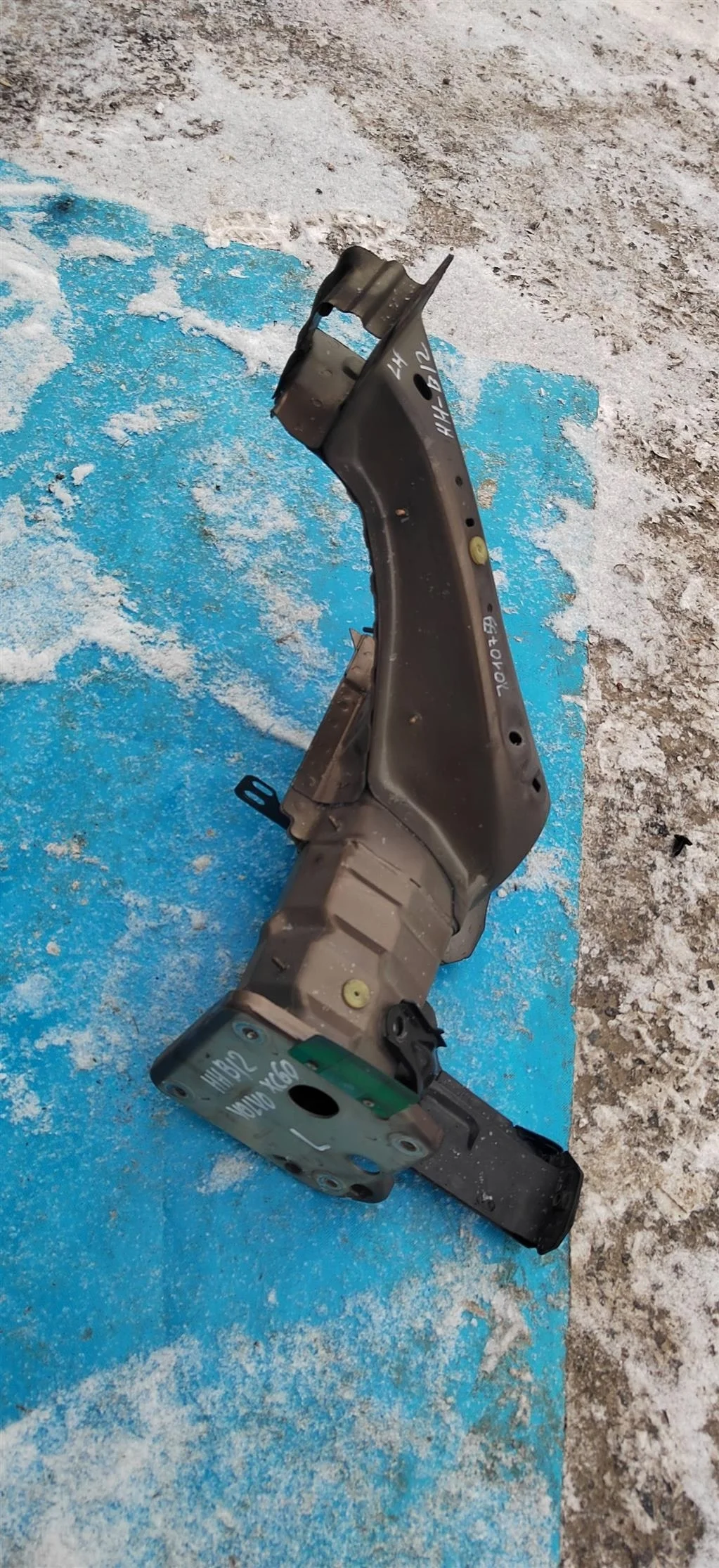 Лонжерон четверть передний левый Volvo XC60 (2008