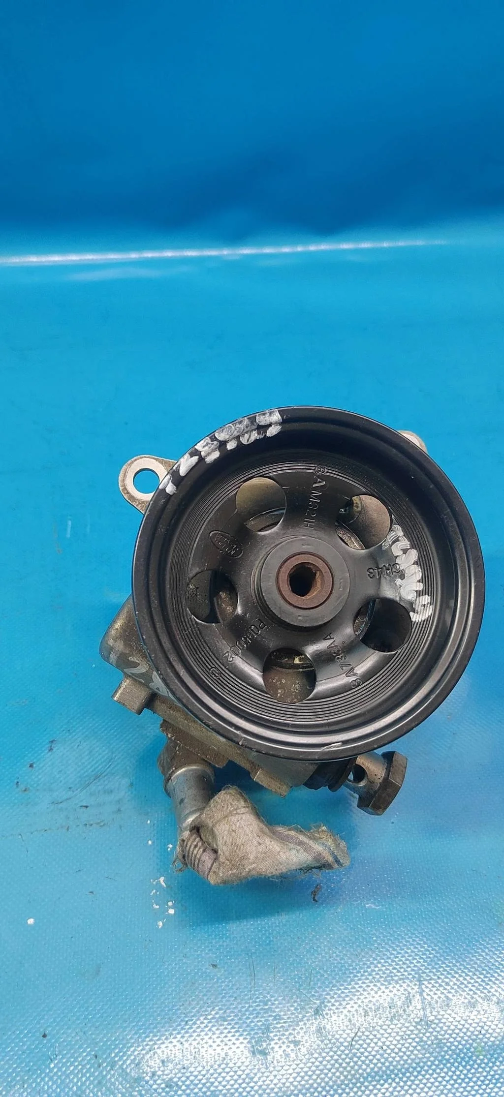 Насос гидроусилителя ГУР Land Rover RANGE ROVER V