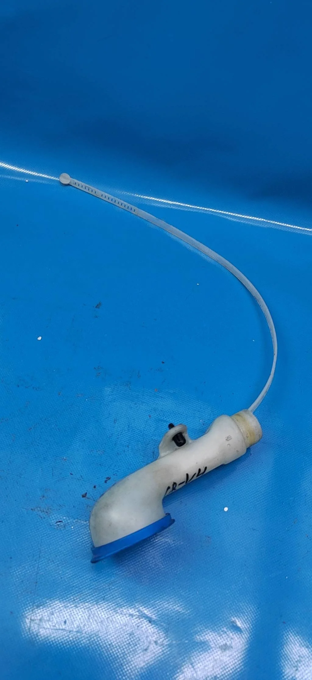 Горловина бачка омывателя с крышкой Honda CR-V 4