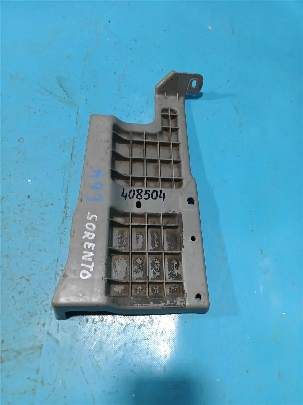 Кронштейн бампера Kia Sorento (2002-2009)