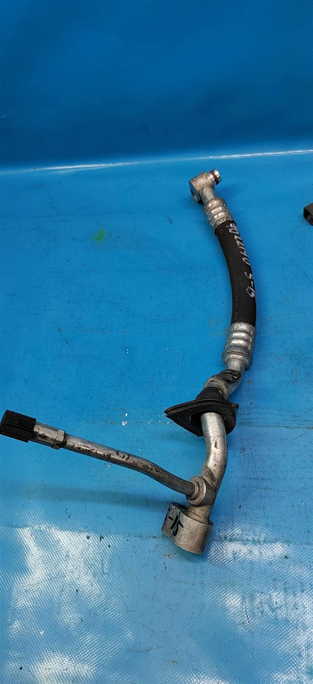 Трубка кондиционера Audi Q7 (2006-2016)