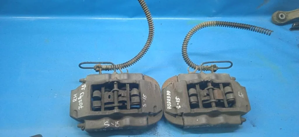 Суппорт тормозной задний правый Audi Q7 (2006-201