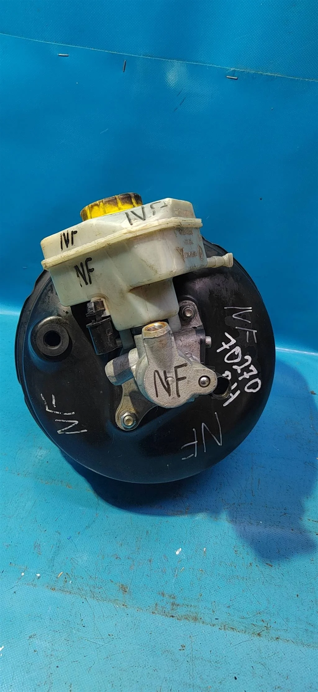 Вакуумный усилитель тормозов VW Touareg NF (2011-