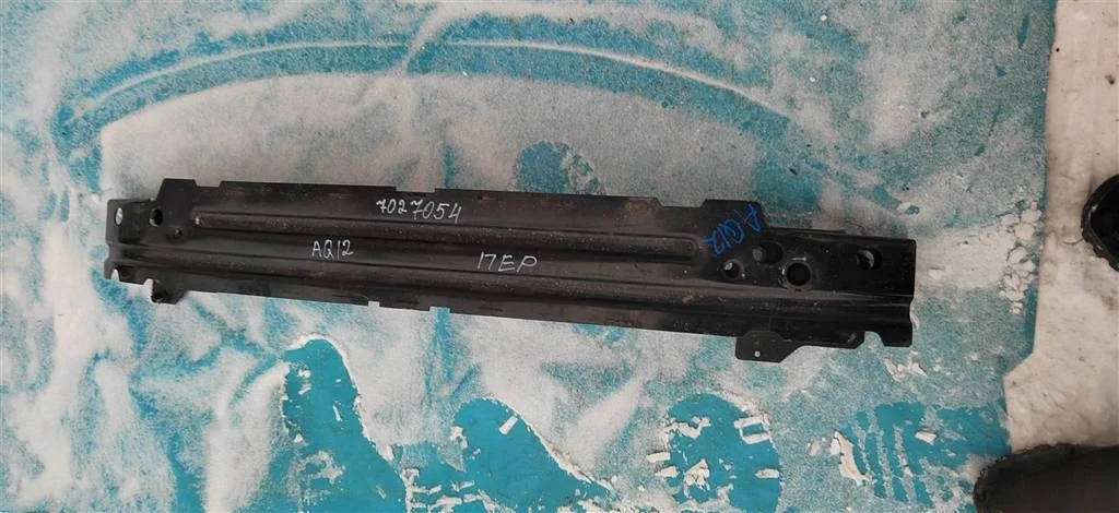 Усилитель переднего бампера Jaguar XF, X250 (2008