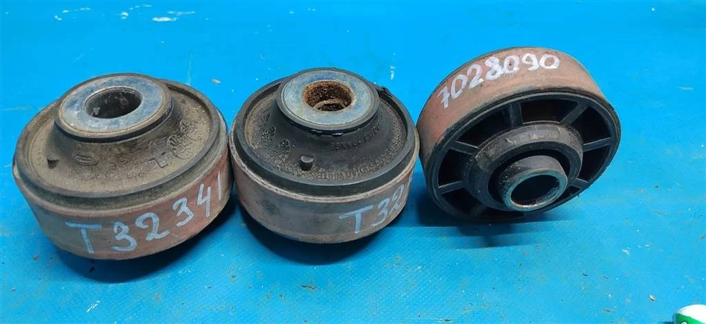 Кронштейн Land Rover RANGE ROVER SPORT L320 RESTY