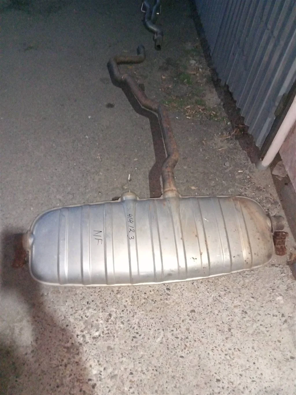 Глушитель задняя часть VW Touareg NF (2011-2018)