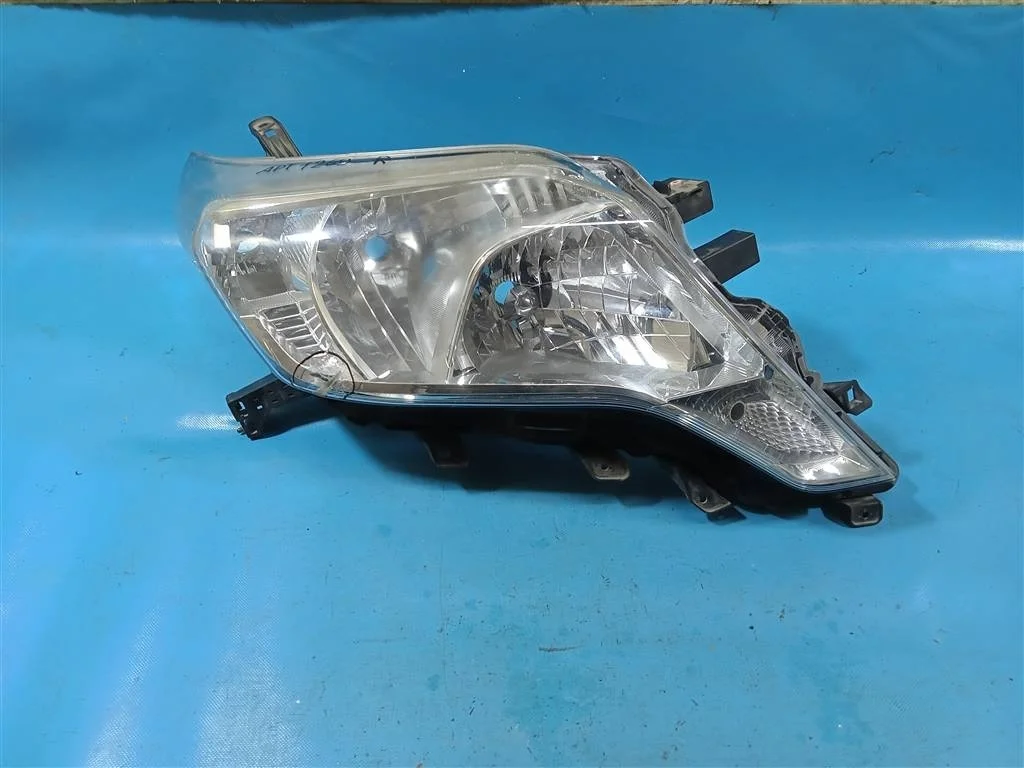 Фара правая Toyota Land Cruiser Prado (150) 2009-