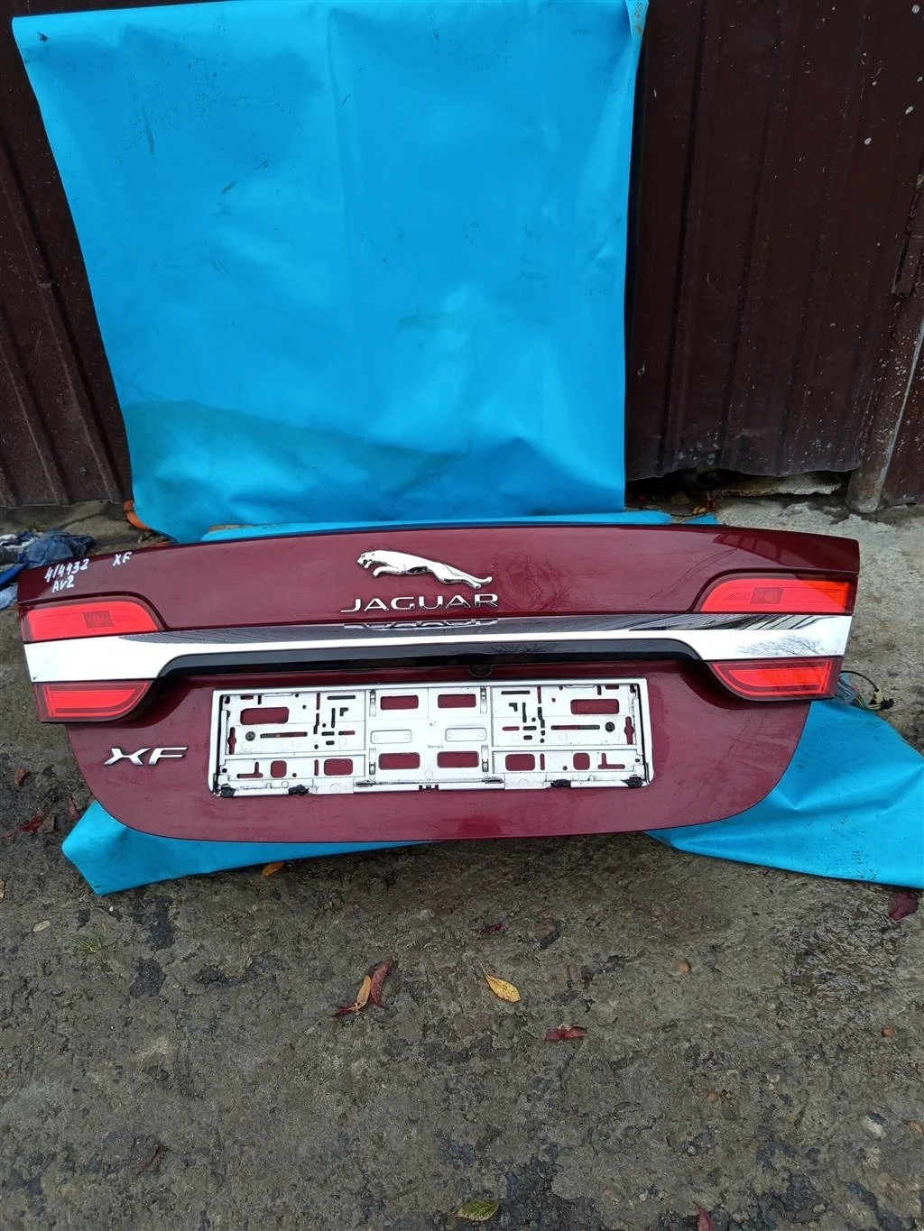 Крышка багажника Jaguar XF, X250 (2008-2015)